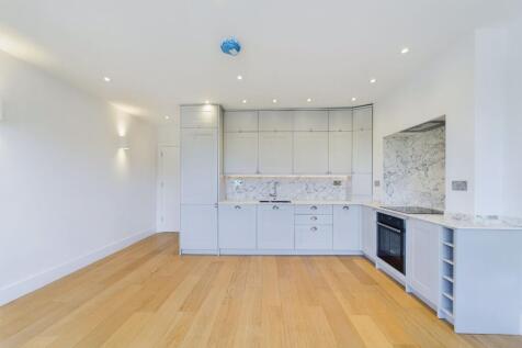 OPEN PLAN KITCHEN