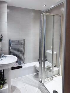 En Suite Bathroom