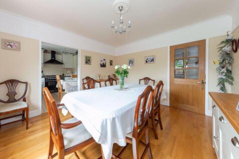 Secondary Dining Area