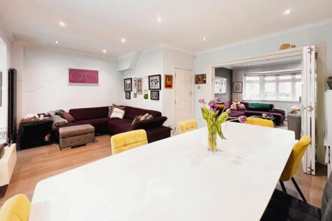 RECEPTION ROOM 2