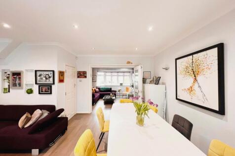 RECEPTION ROOM 2