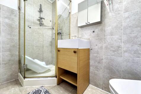 Downstairs shower room