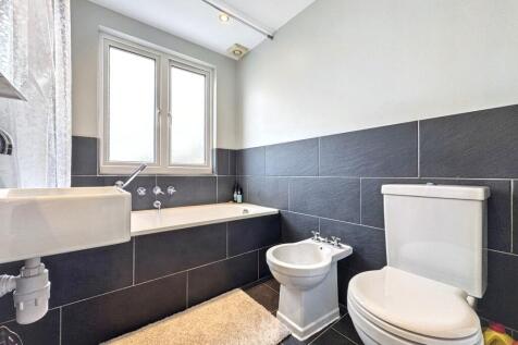 Top floor family bathroom