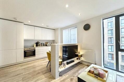 Open plan kitchen/dining area/lounge
