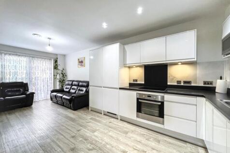 Open plan lounge and kitchen