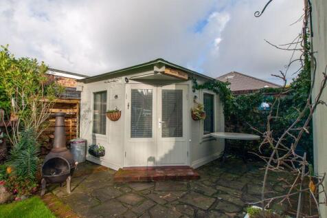 Garden Chalet