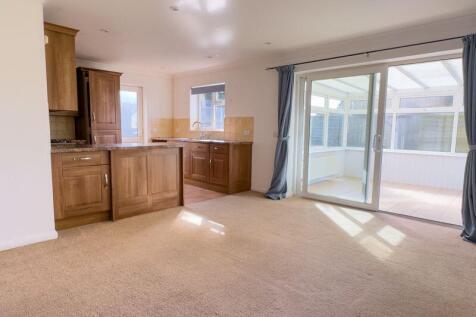 Living Room/Kitchen