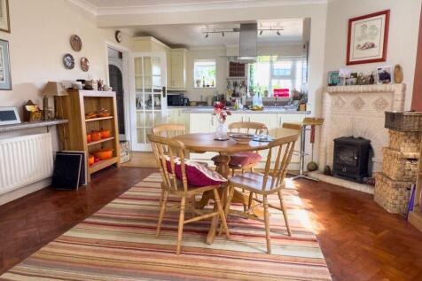 Breakfast Room