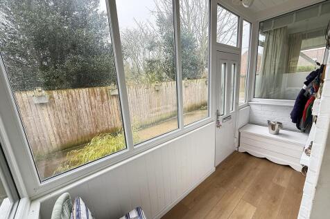 ENTRANCE PORCH