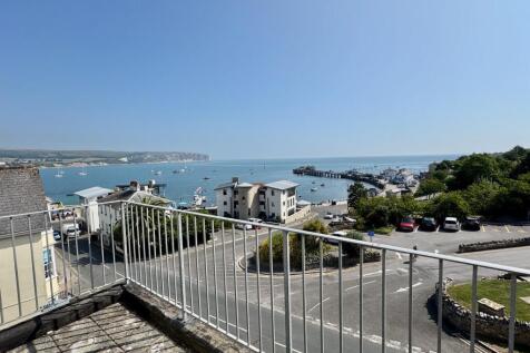 Balcony &amp; Sea View
