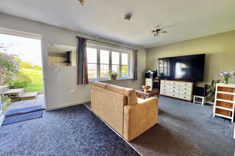 Annexe - Living Room