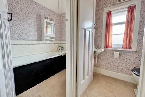 Bathroom &amp; Separate WC