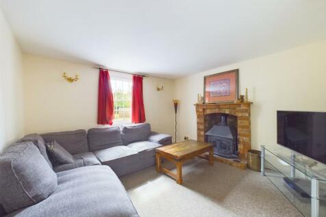 CAM02541G0-PR0260-STILL005.jpg