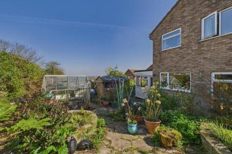 CAM02541G0-PR0424-STILL017.jpg