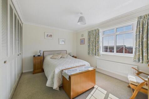 CAM02541G0-PR0428-STILL015.jpg