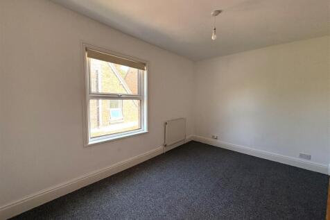 Bedroom two.jpg