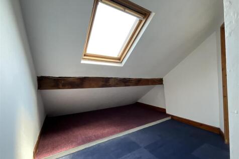 Part of top floor area