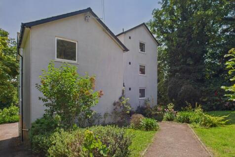 CAM02541G0-PR0482-STILL013.jpg