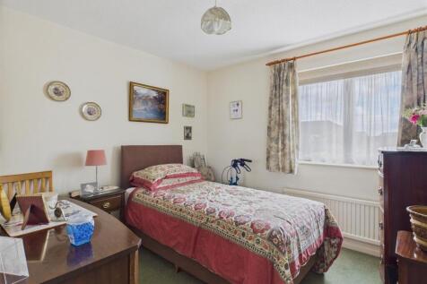 CAM02541G0-PR0517-STILL014.jpg