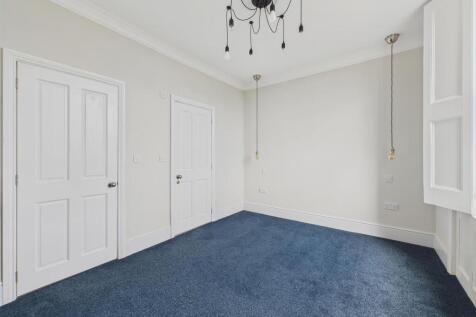 Bedroom.jpg