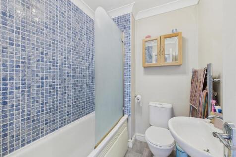 Bathroom new.jpg