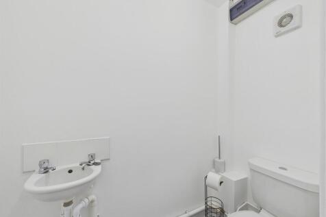 Downstairs WC.jpg