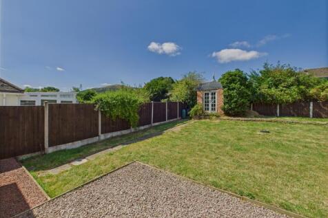 CAM02541G0-PR0531-STILL027.jpg