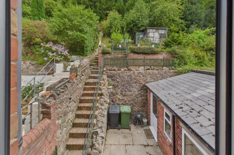 CAM03972G0-PR0108-STILL009.jpg
