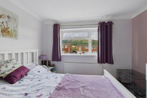CAM03972G0-PR0120-STILL019.jpg