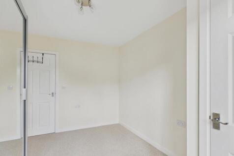 CAM03972G0-PR0117-STILL013.jpg