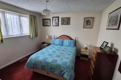 Bedroom 2.jpg