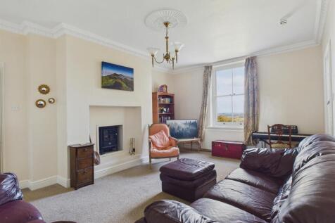 CAM03972G0-PR0140-STILL005.jpg