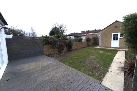 149ExeterRdGarden...