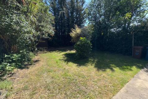 10StationRdGarden...