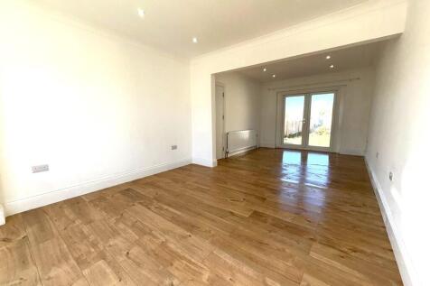 418EastcoteLaneRe...