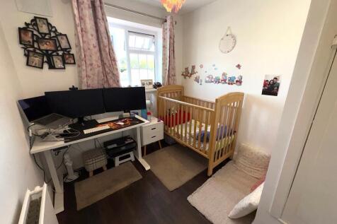 11BoleynDriveBed3