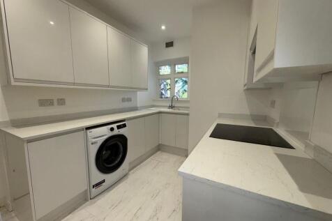 6ElmParkCourtKitc...