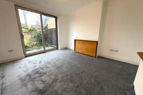 12StUrsulaGroveRe...