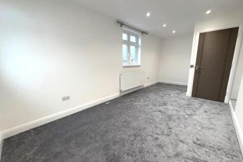 12StUrsulaBedroom...