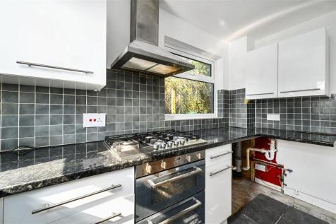 Hillcroft, Portslade, BN41 (11).jpg