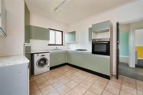 Beechers Road, BN41 (12).jpg