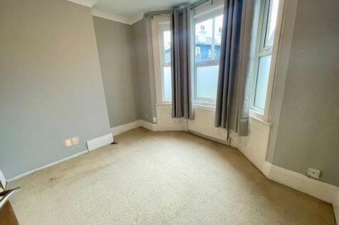 Bedroom.jpg
