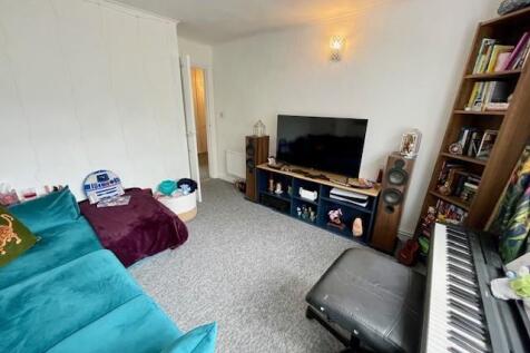 Lounge b.jpg