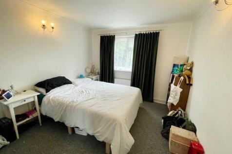 Bedroom.jpg