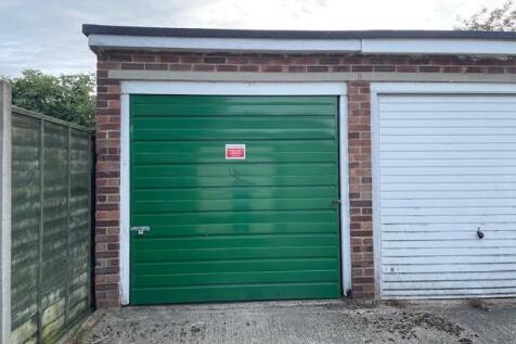 Garage jpg