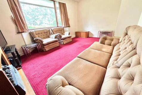 lounge2.jpg