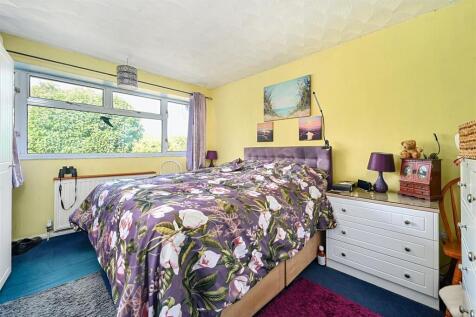 33 Rowan Close, BN41 (9).jpg