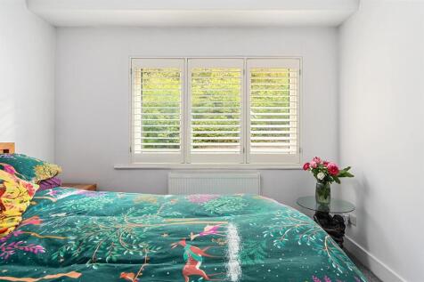 76 Lockshill road, BN41 (13).jpg