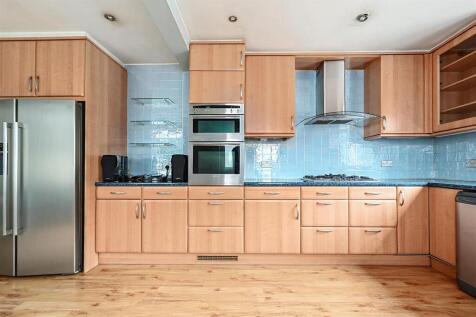 Old Shoreham Rd, BN41 (19).jpg