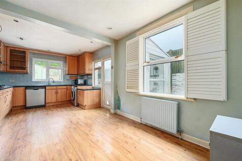 Old Shoreham Rd, BN41 (15).jpg